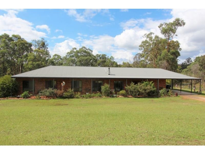 249 Tuckers Lane, Rothbury NSW 2320
