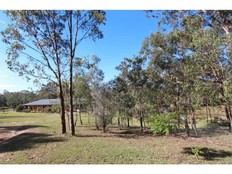 249 Tuckers Lane, Rothbury NSW 2320
