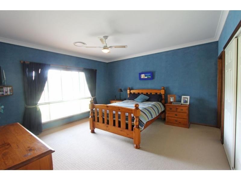 249 Tuckers Lane, Rothbury NSW 2320
