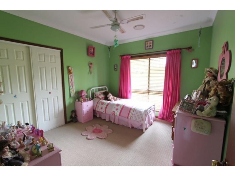 249 Tuckers Lane, Rothbury NSW 2320