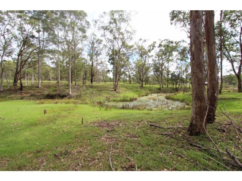 249 Tuckers Lane, Rothbury NSW 2320