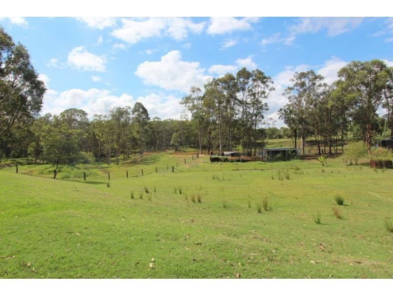 249 Tuckers Lane, Rothbury NSW 2320