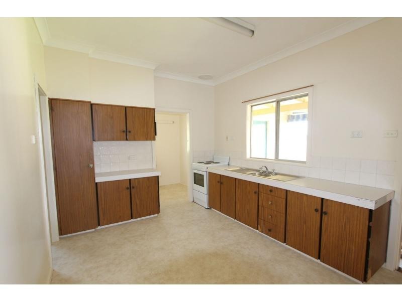 288 Maitland Road, Cessnock NSW 2325
