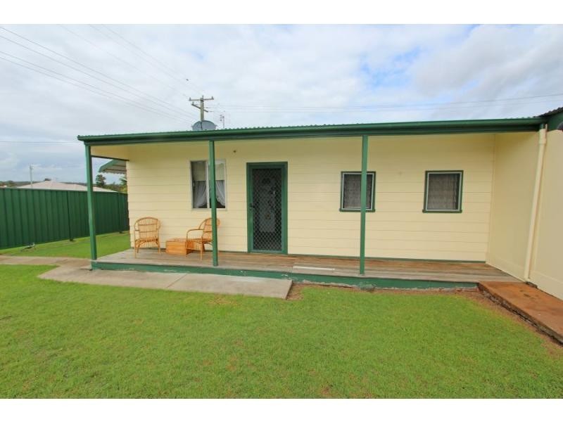 1 Whitburn Street, Greta NSW 2334
