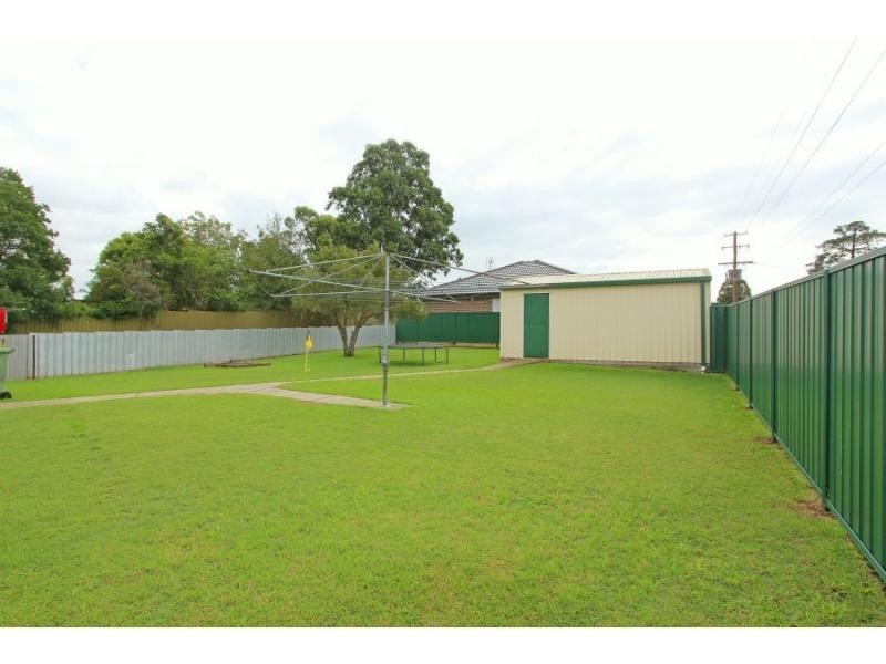 1 Whitburn Street, Greta NSW 2334