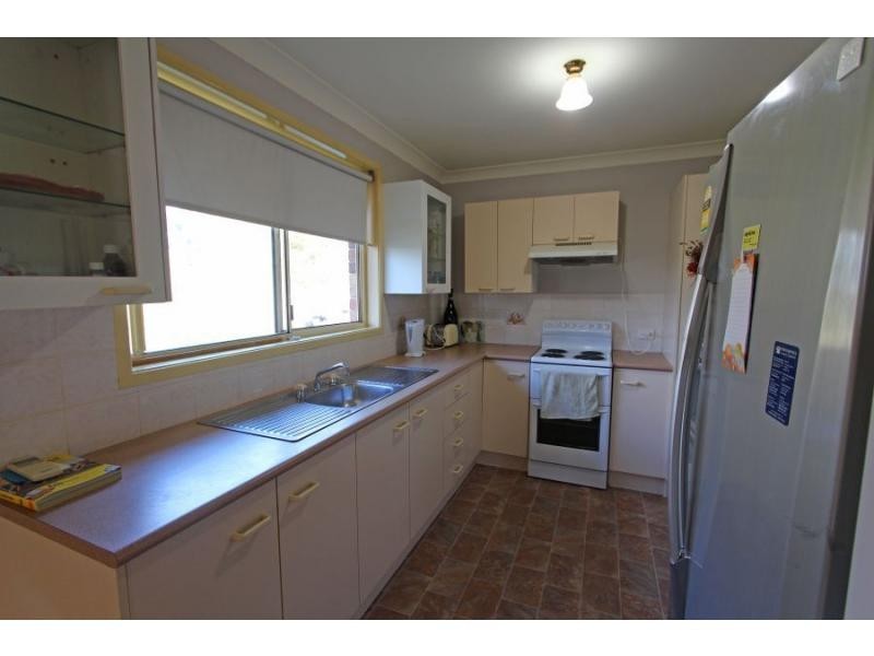 15 Thomas Street, North Rothbury NSW 2335