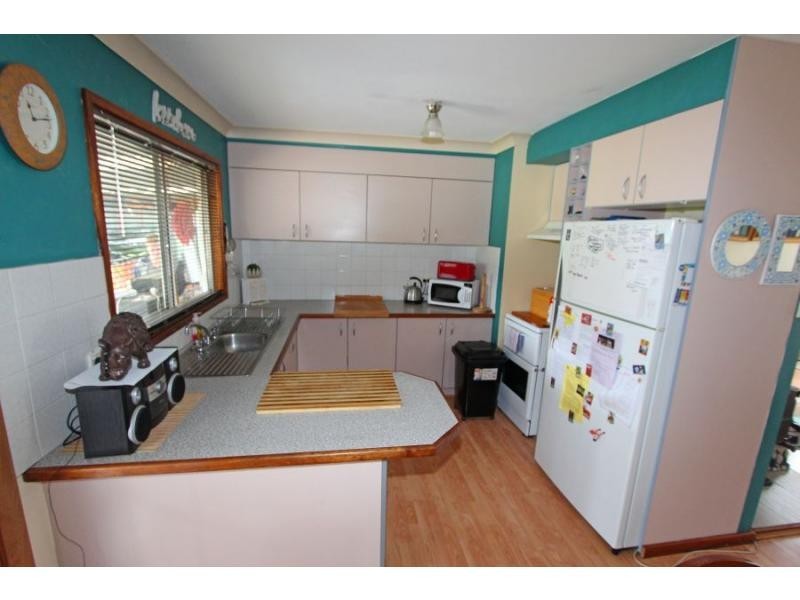 9 First Street, Millfield NSW 2325