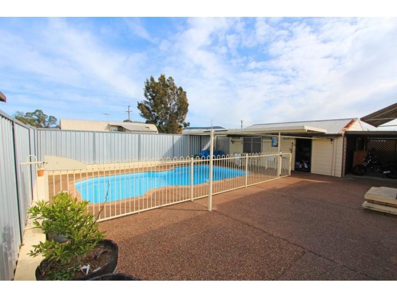 13 Balmoral Avenue, Cessnock NSW 2325