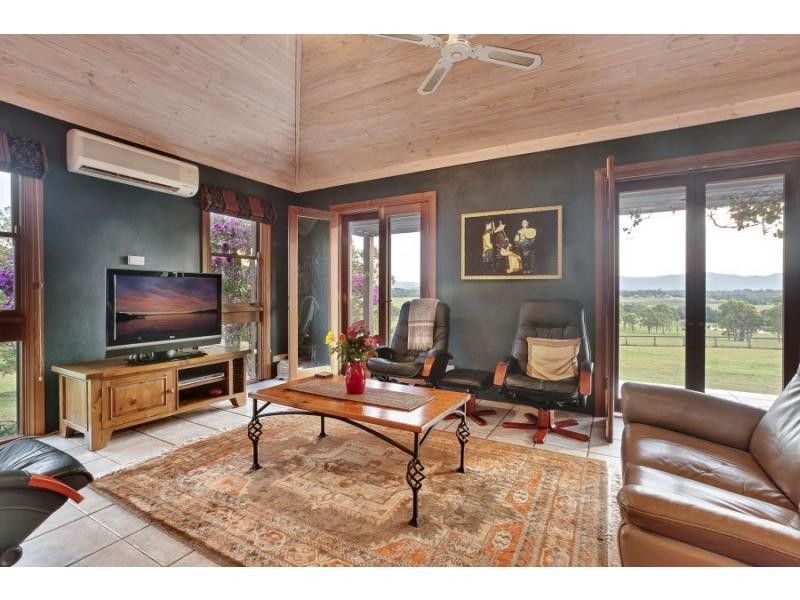 1274 Wine Country Drive, Rothbury NSW 2320