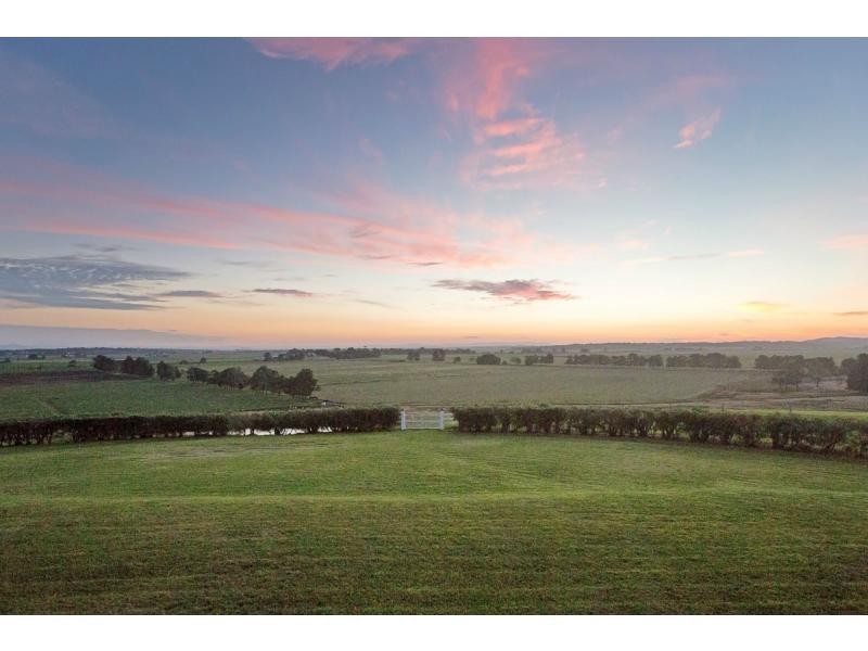 76 Wallalong Road, Morpeth NSW 2321