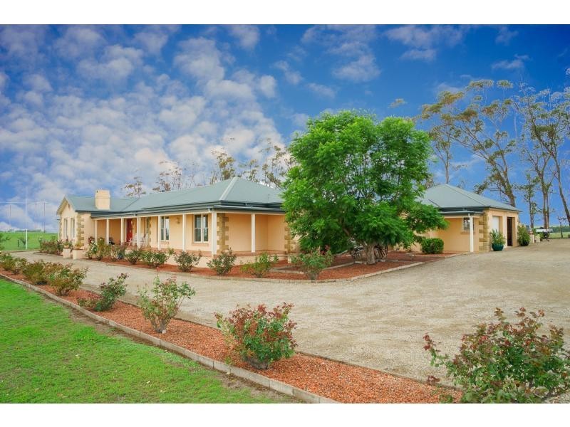 30 Coachmans Drive, Singleton NSW 2330