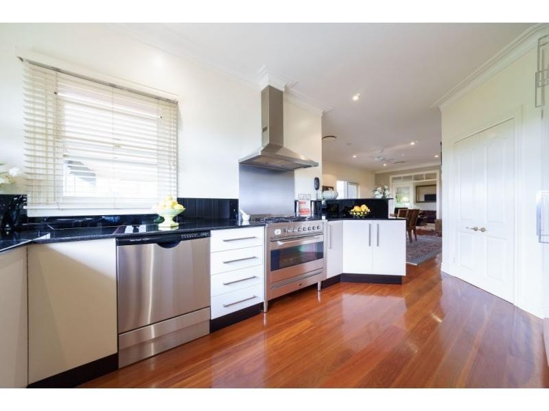 30 Coachmans Drive, Singleton NSW 2330
