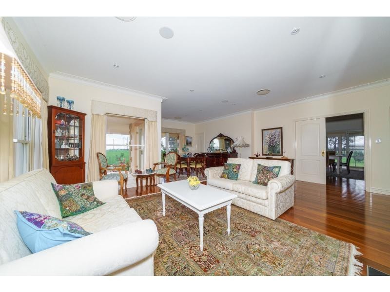 30 Coachmans Drive, Singleton NSW 2330