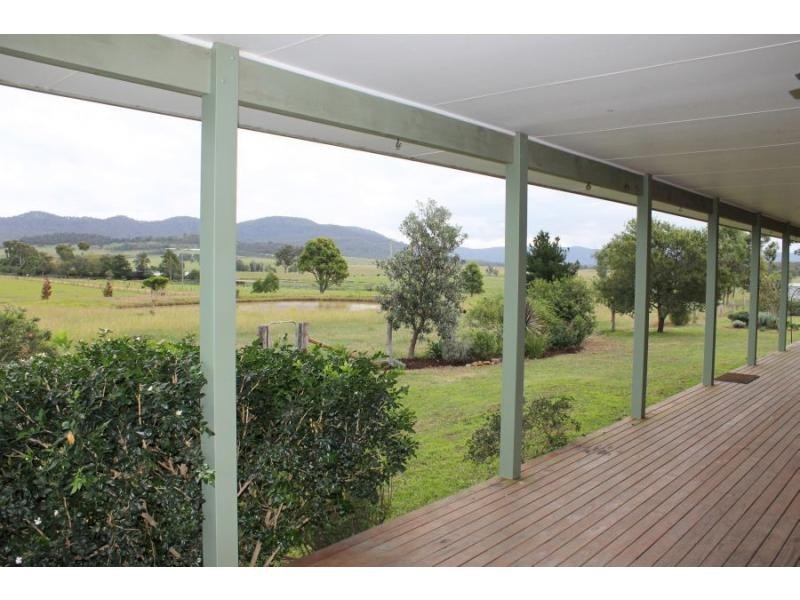 155 Barraba Lane, Quorrobolong NSW 2325
