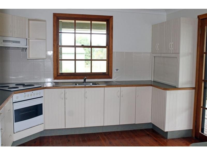 155 Barraba Lane, Quorrobolong NSW 2325