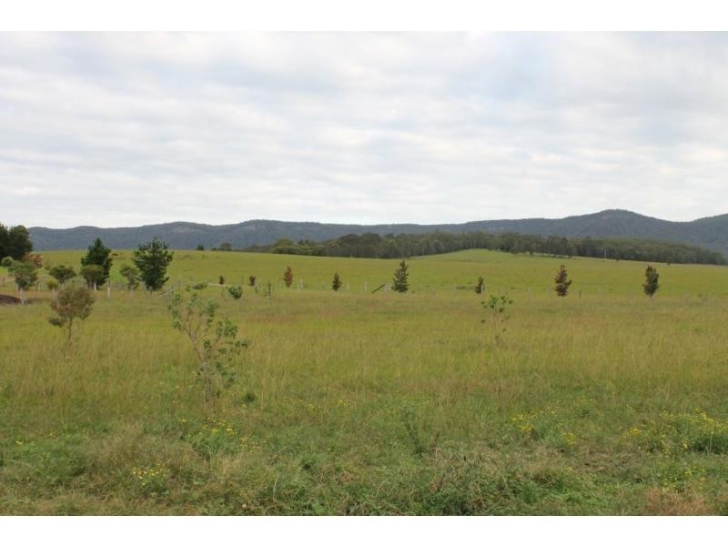 155 Barraba Lane, Quorrobolong NSW 2325