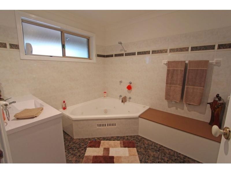 6 Short Street, Ellalong NSW 2325