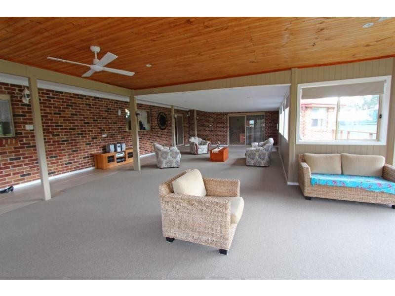 6 Short Street, Ellalong NSW 2325