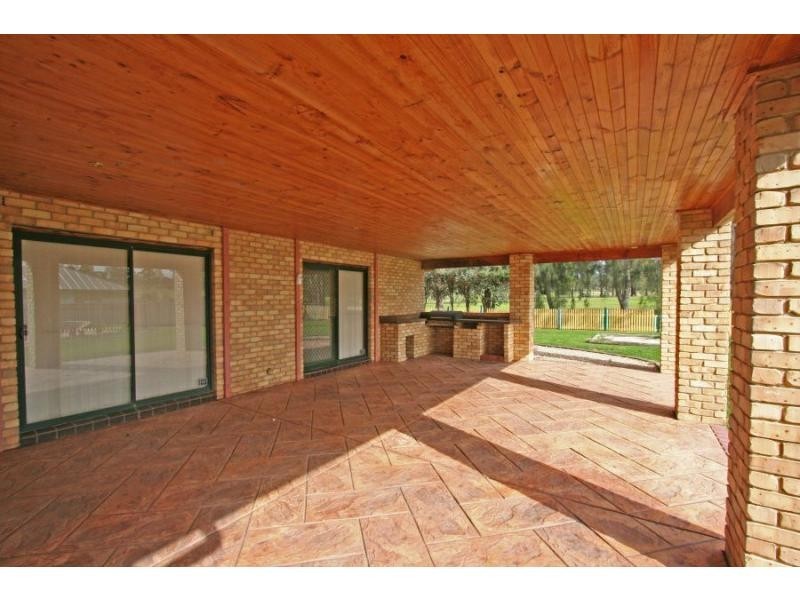 71 Lindsay Street, Cessnock NSW 2325