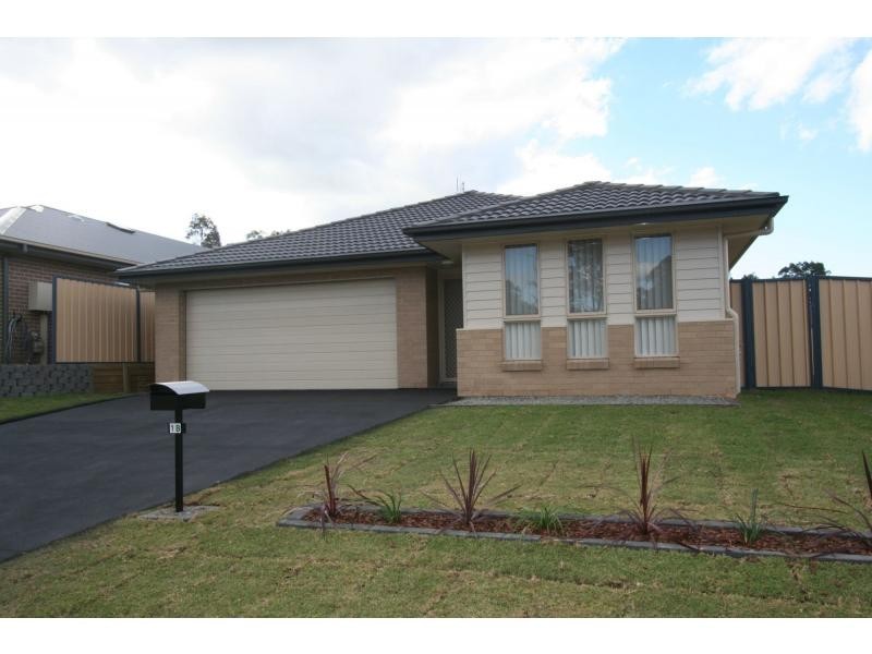 18 Trebbiano Drive, Cessnock NSW 2325