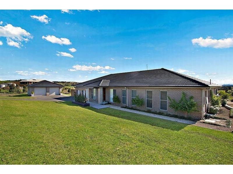 8 Loch Katrine Drive, Lochinvar NSW 2321