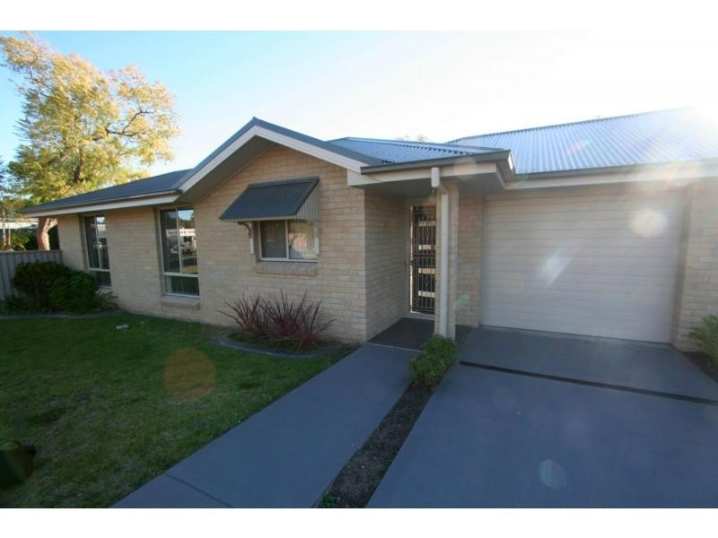 1/1 George Street, Cessnock NSW 2325