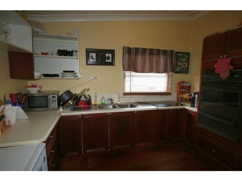 38 Adelaide Street, Paxton NSW 2325
