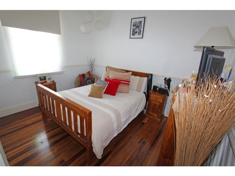 16 Bent Street, Cessnock NSW 2325