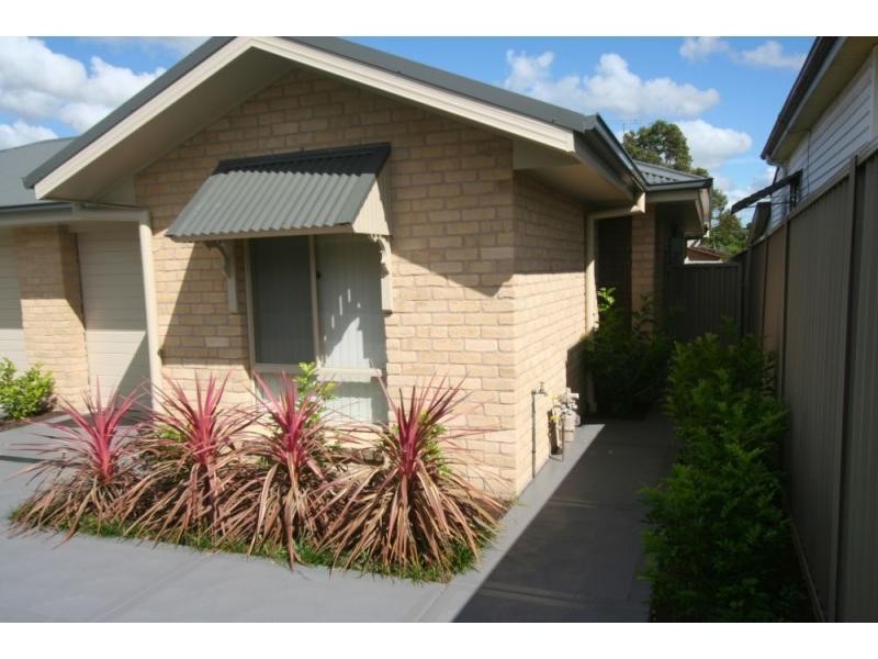 2/1 George Street, Cessnock NSW 2325