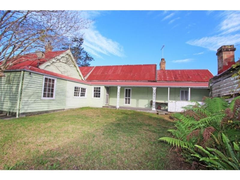 702 Wollombi Road, Bishops Bridge NSW 2326