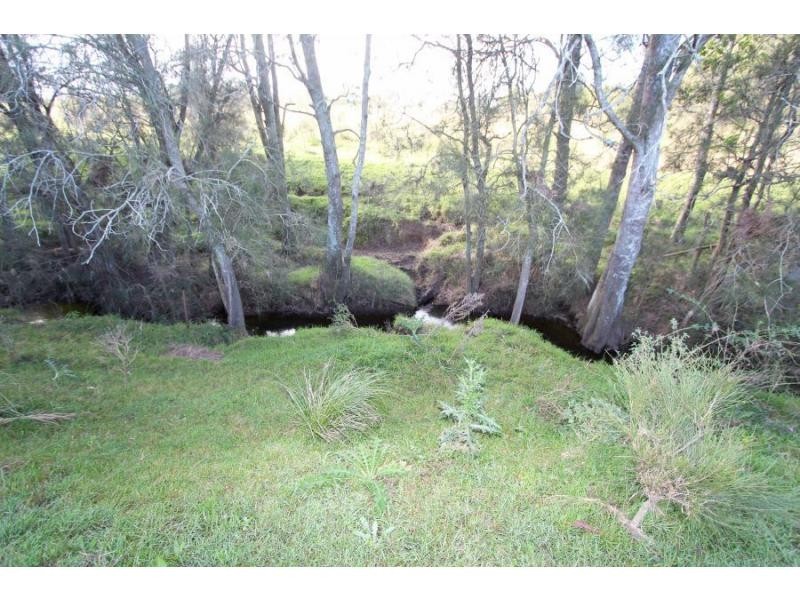 702 Wollombi Road, Bishops Bridge NSW 2326