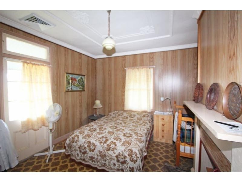 702 Wollombi Road, Bishops Bridge NSW 2326