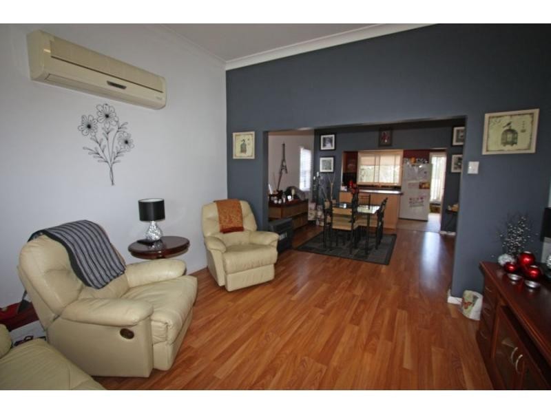 66 Melbourne Street, Abermain NSW 2326