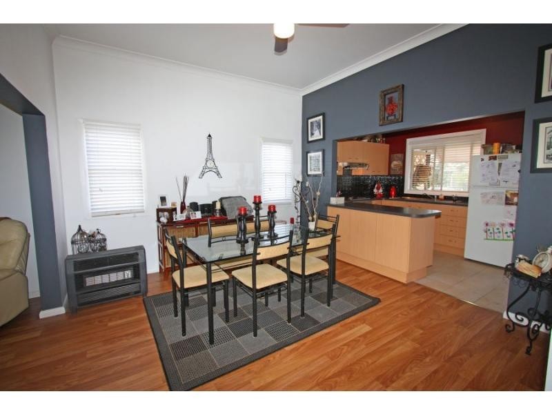 66 Melbourne Street, Abermain NSW 2326