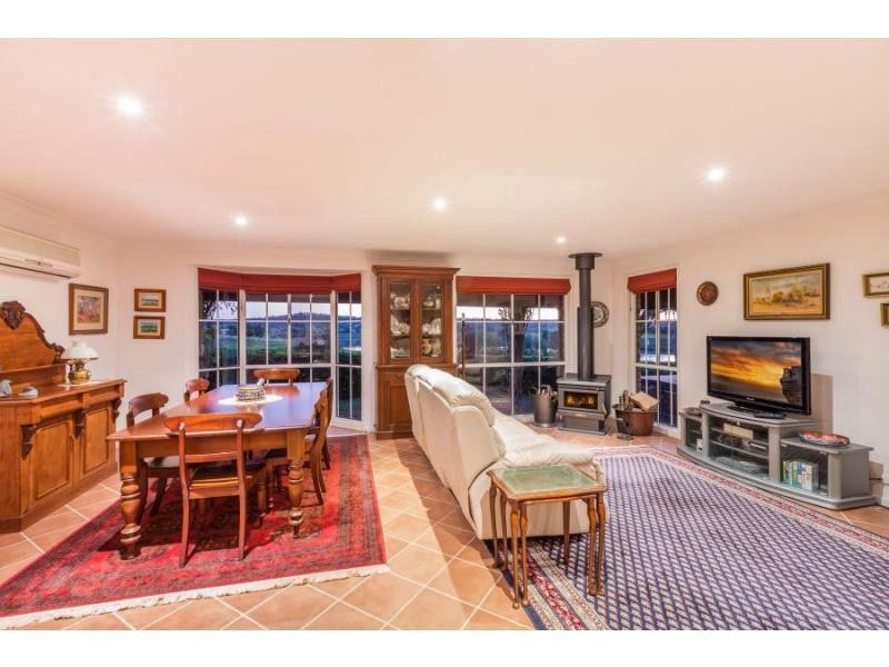 93 Luskintyre Road, Luskintyre NSW 2321