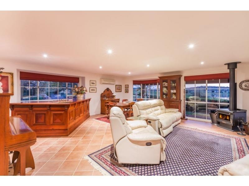 93 Luskintyre Road, Luskintyre NSW 2321