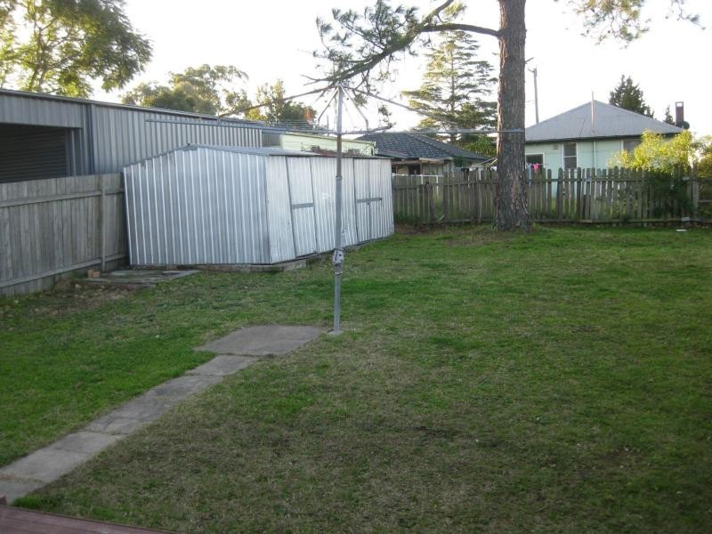 12 Lambert Street, Cessnock NSW 2325