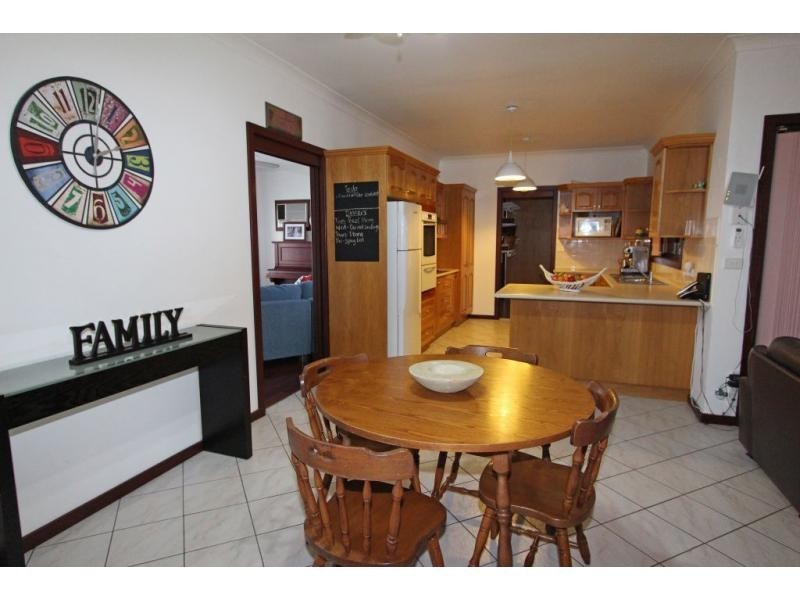 38 Church Street, Branxton NSW 2335