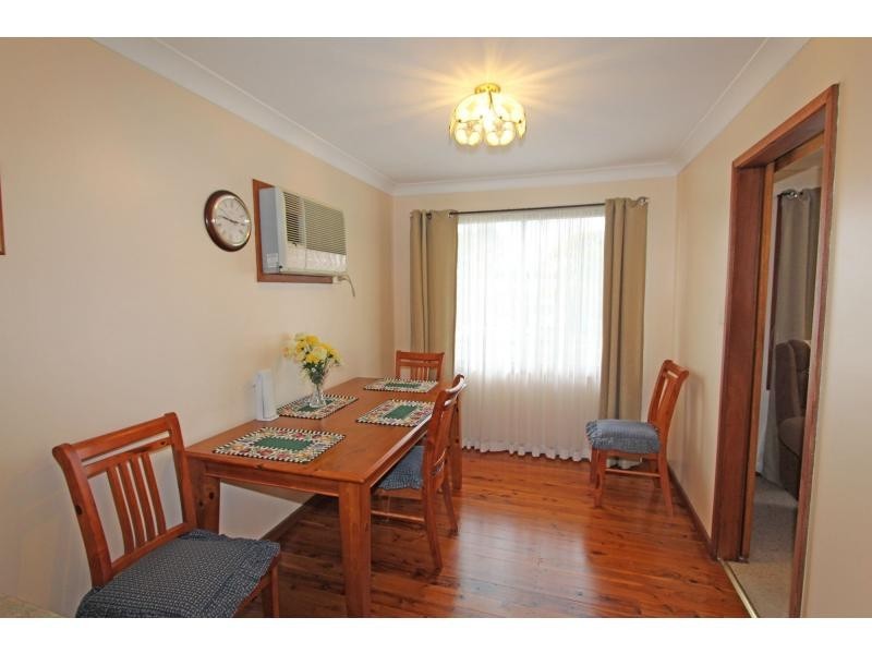 15 Balmoral Avenue, Cessnock NSW 2325