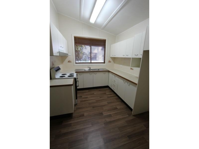 16 Catherine Street, Cessnock NSW 2325