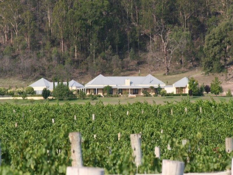 1297 Broke Road, Broke NSW 2330