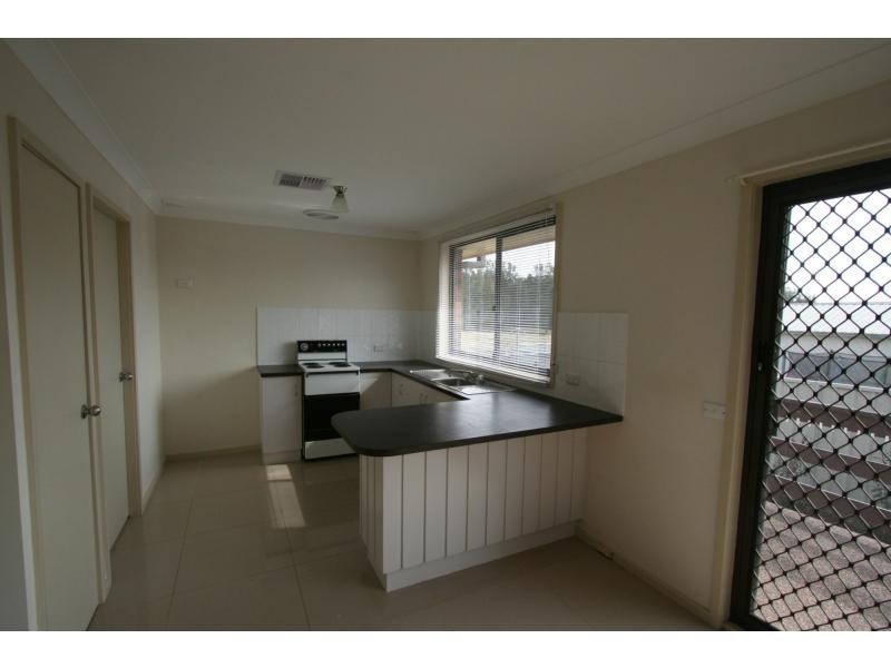 4/71 Macquarie Avenue, Cessnock NSW 2325