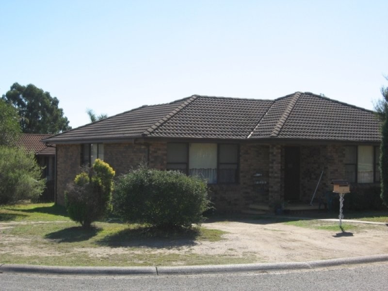 4 Comerford Close, Cessnock NSW 2325