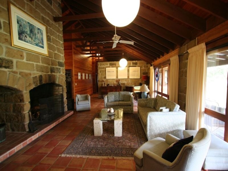 72 Gillards Lane, Pokolbin NSW 2320