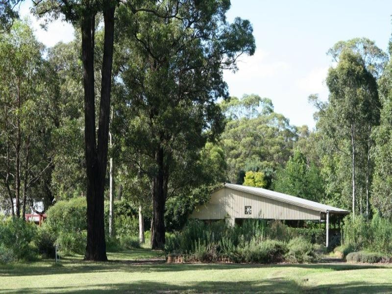 72 Gillards Lane, Pokolbin NSW 2320