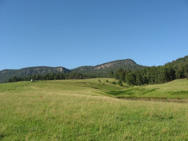 483 Sandy Creek Road, Mount Vincent NSW 2323