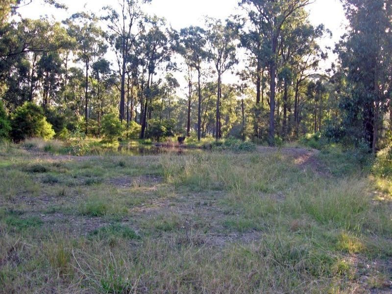 13 Green Lane, Lovedale NSW 2325