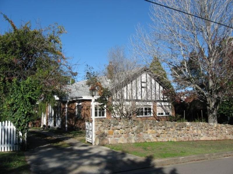 4 Regent Street, Cessnock NSW 2325