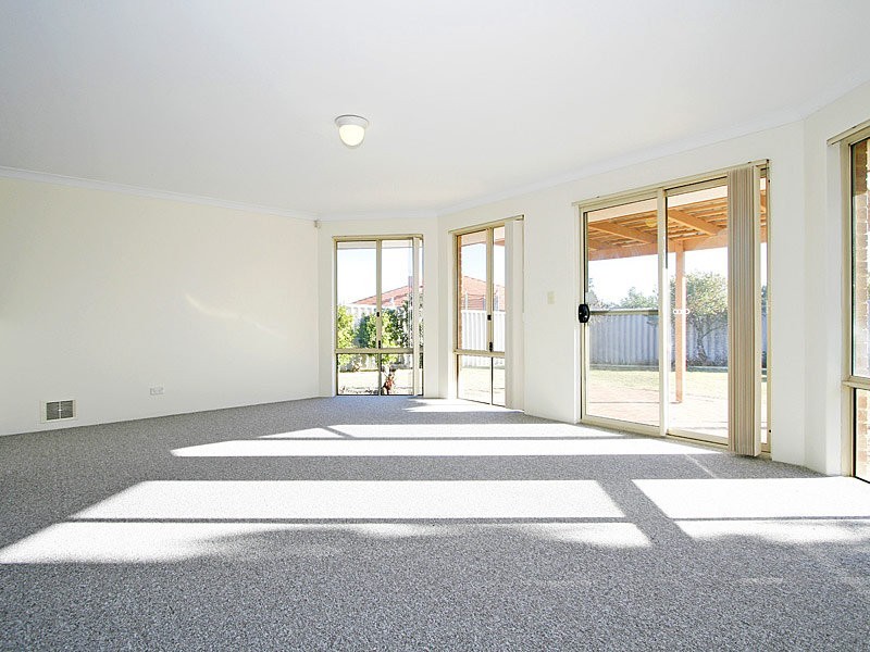 9 Hudleston Rise, Alexander Heights WA 6064