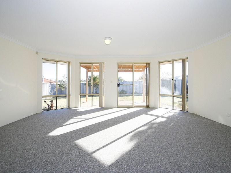 9 Hudleston Rise, Alexander Heights WA 6064